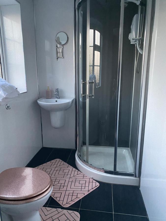Tower Hill House Basingstoke Hotel Ngoại thất bức ảnh