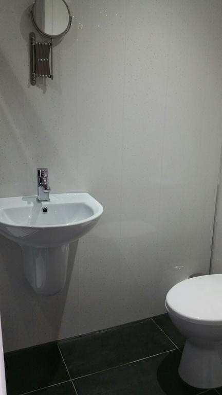 Tower Hill House Basingstoke Hotel Ngoại thất bức ảnh