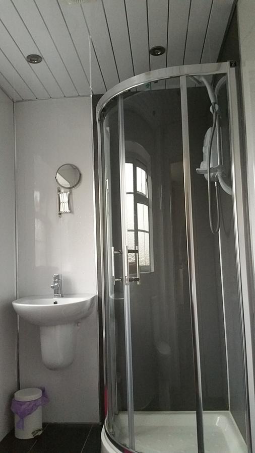 Tower Hill House Basingstoke Hotel Ngoại thất bức ảnh